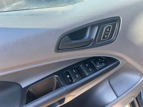 Certified 2023 Ford Transit Connect XL image 12