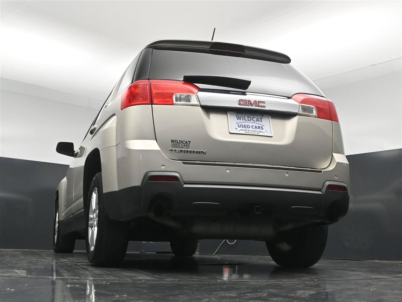 Used 2015 GMC Terrain SLT w/ Safety Package FWD image 33