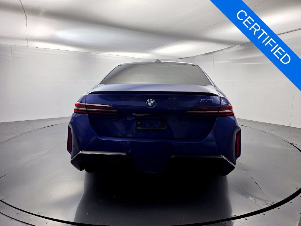 Certified 2025 BMW M5 w/ Carbon Package AWD/4WD image 5