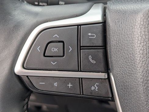 Used 2024 Toyota Grand Highlander Limited image 20