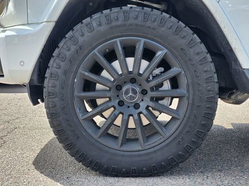 Used 2025 Mercedes-Benz G 550 image 10