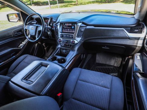 Used 2019 Chevrolet Tahoe LS AWD/4WD image 30
