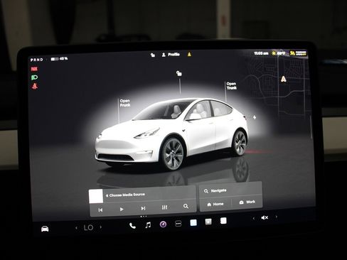 Used 2024 Tesla Model Y Long Range image 23
