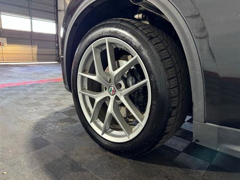 Used 2018 Alfa Romeo Stelvio Ti Sport image 7