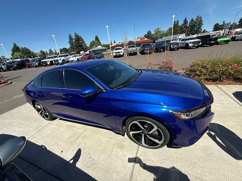 Used 2020 Honda Accord Sport image 4
