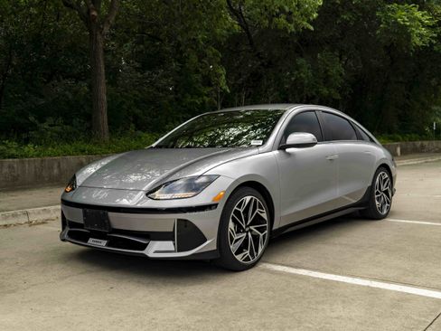 Used 2023 Hyundai Ioniq 6 SEL RWD image 5