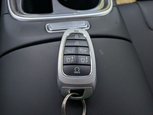 Certified 2023 Hyundai Santa Fe Limited FWD image 31
