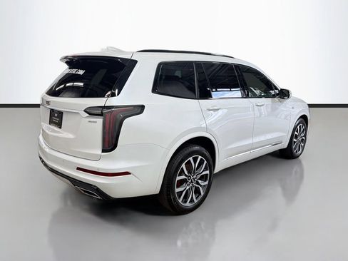 Used 2024 Cadillac XT6 Sport AWD/4WD image 9