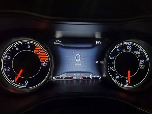 Used 2019 Jeep Cherokee Limited AWD/4WD image 23