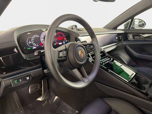 Used 2025 Porsche Panamera 4S AWD/4WD image 45