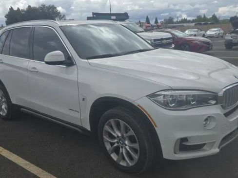 Used 2018 BMW X5 xDrive40e w/ Lighting Package AWD/4WD image 2