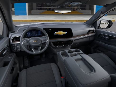 New 2026 Chevrolet Suburban LS image 15