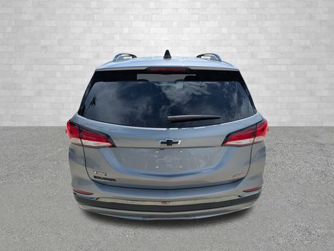 Used 2023 Chevrolet Equinox RS FWD image 3
