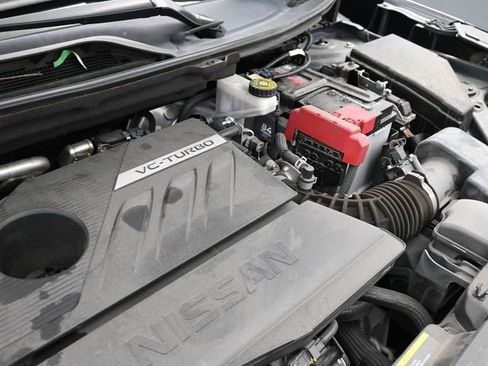 Used 2023 Nissan Rogue S image 30