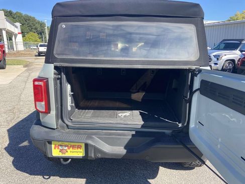 Used 2022 Ford Bronco Black Diamond AWD/4WD image 10