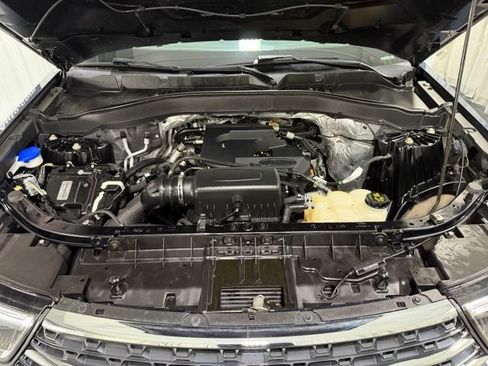 Used 2020 Ford Explorer XLT AWD/4WD image 27