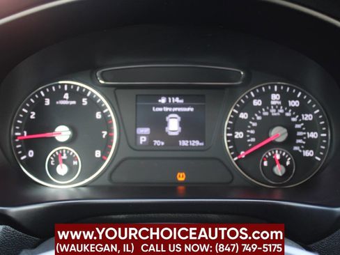 Used 2020 Kia Sorento LX w/ LX I4 Convenience Package image 26