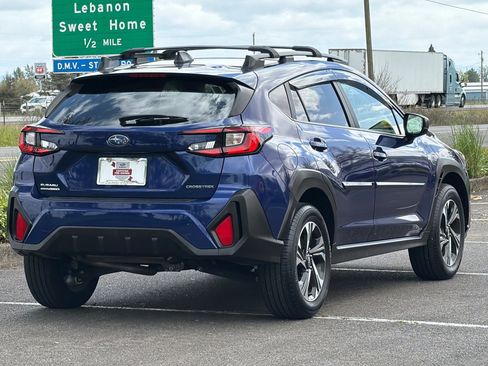Used 2025 Subaru Crosstrek 2.0i Premium w/ Crosstrek Mirror Package AWD/4WD image 4