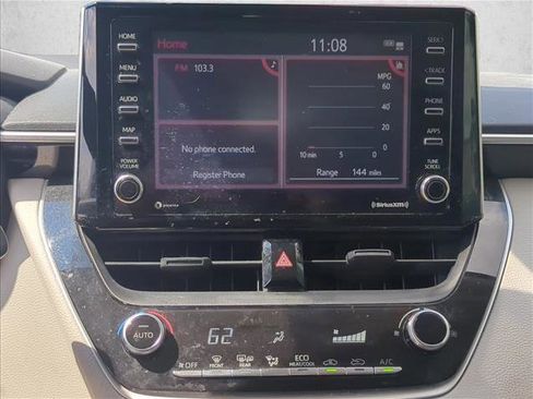 Used 2021 Toyota Corolla LE image 11