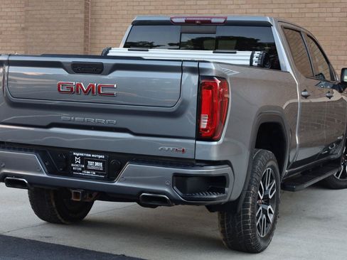 Used 2019 GMC Sierra 1500 AT4 w/ AT4 Premium Package AWD/4WD image 9