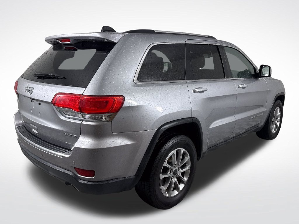 Used 2016 Jeep Grand Cherokee Limited w/ Luxury Group II RWD image 3