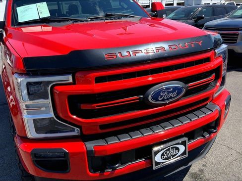 Used 2022 Ford F250 Lariat w/ Lariat Ultimate Package AWD/4WD image 29