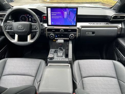 Used 2024 Toyota Tacoma TRD Off-Road w/ TRD Off Road Premium Package AWD/4WD image 25