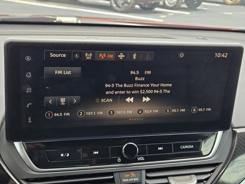 Used 2025 Nissan Altima 2.5 SR w/ SR Premium Package image 24