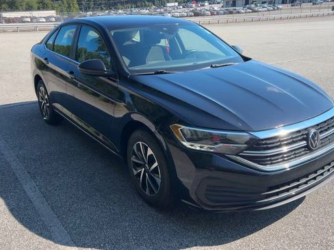 Used 2024 Volkswagen Jetta S image 16