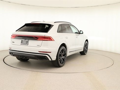Used 2021 Audi Q8 Premium Plus image 6