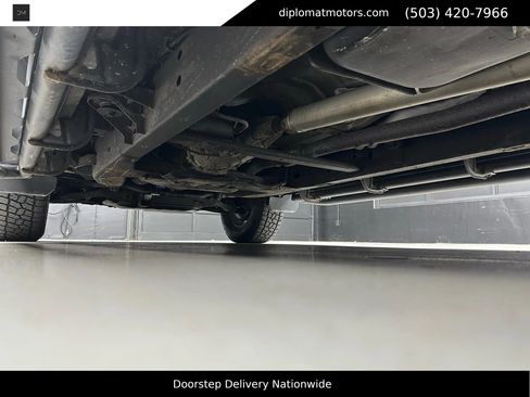 Used 2019 Chevrolet Silverado 1500 LT Trail Boss AWD/4WD image 46