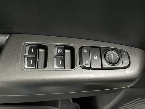 Used 2019 Kia Sportage LX AWD/4WD image 17