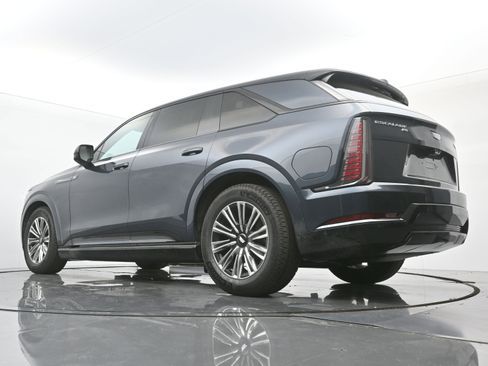 New 2026 Cadillac Escalade IQ Sport 1 w/ LPO, Floor Liner Package image 17