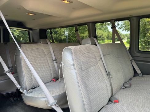 Used 2019 Chevrolet Express 3500 LT w/ LT Preferred Equipment Group RWD image 16