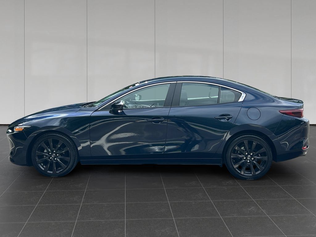 Used 2024 MAZDA MAZDA3 s FWD image 2