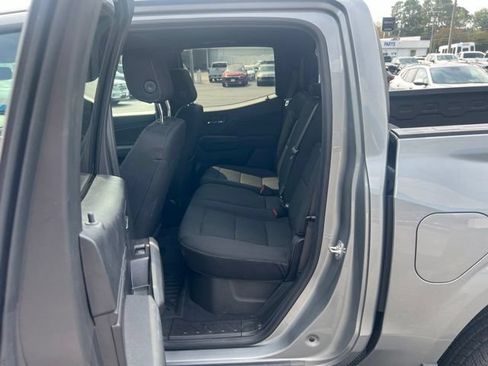 Used 2025 Chevrolet Colorado LT RWD image 12