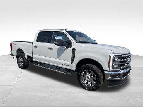 Used 2025 Ford F350 Lariat w/ Chrome Package AWD/4WD image 7