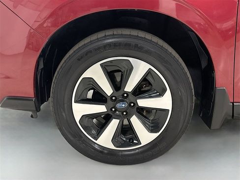 Used 2018 Subaru Forester 2.5i Limited image 35