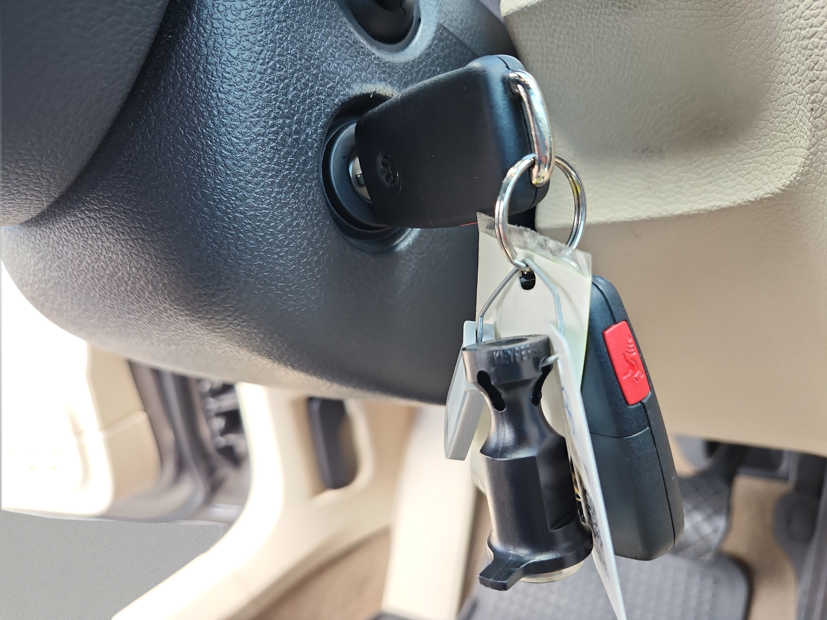 Used 2012 Volkswagen Eos Komfort FWD image 23