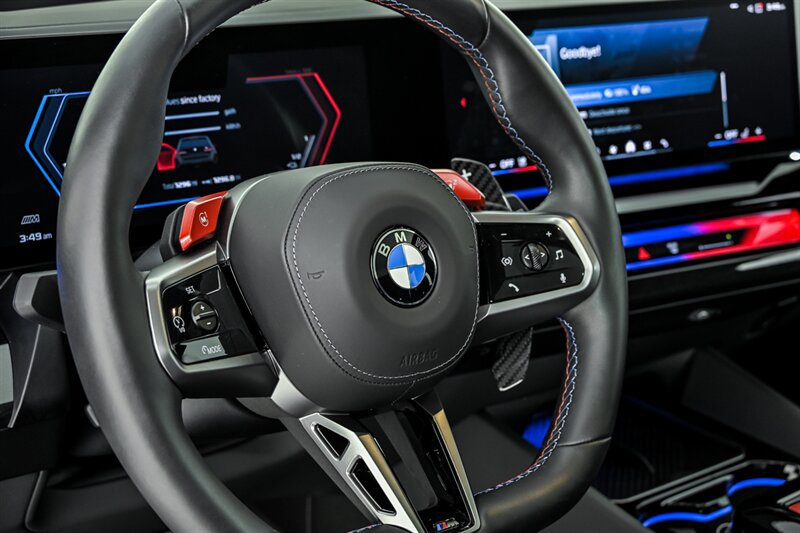 Used 2025 BMW M5 Touring AWD/4WD image 27