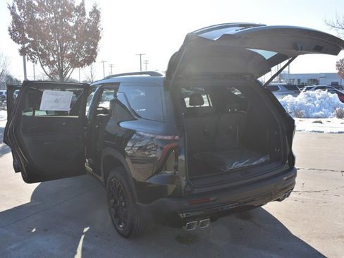 New 2026 Chevrolet Traverse LT w/ Midnight/Sport Edition image 15