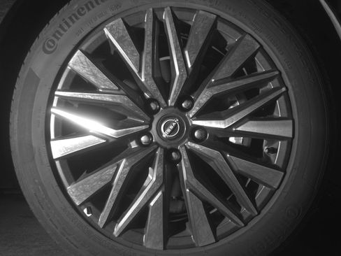 Used 2025 Nissan Altima 2.5 SV image 13