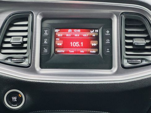 Certified 2016 Dodge Challenger SXT image 12