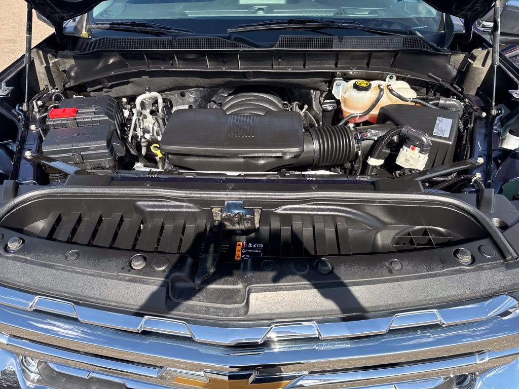 Used 2021 Chevrolet Silverado 1500 LTZ AWD/4WD image 23