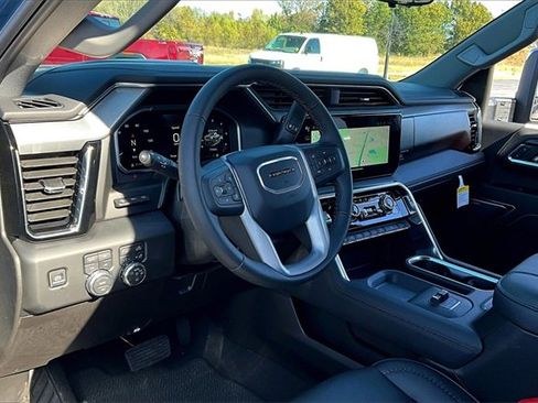 New 2026 GMC Sierra 2500 Denali w/ Denali Reserve Package image 6