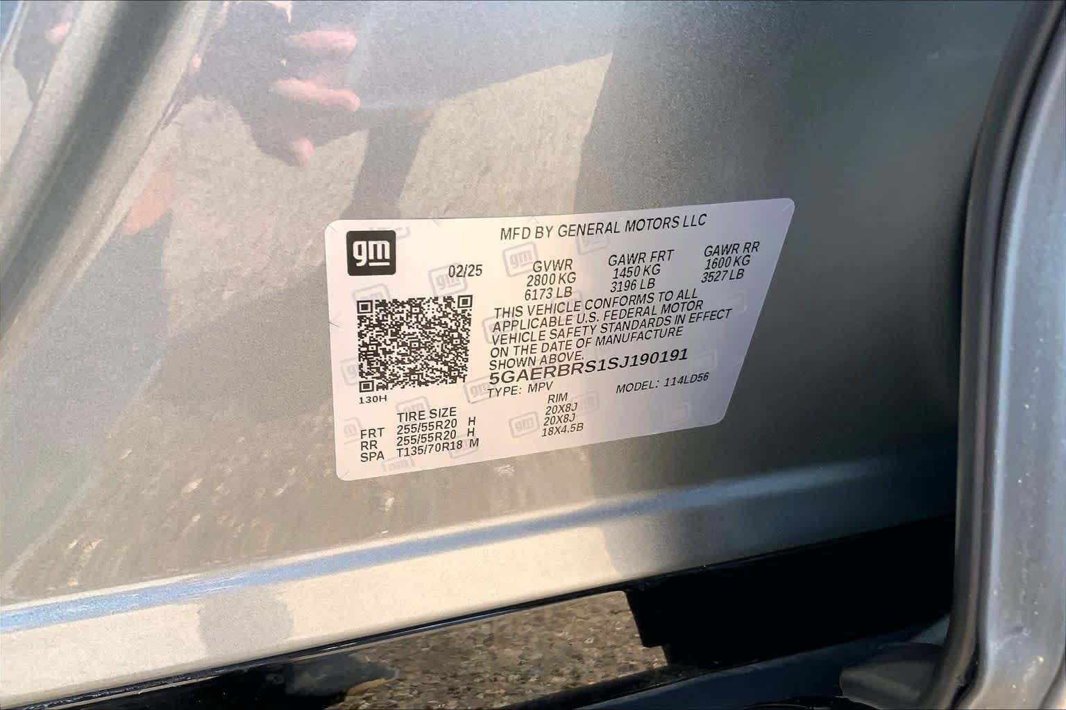 Used 2025 Buick Enclave Sport Touring FWD image 36