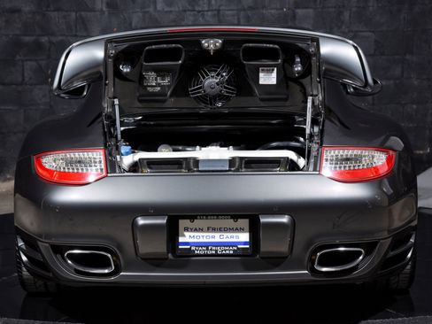 Used 2011 Porsche 911 Turbo S AWD/4WD image 39