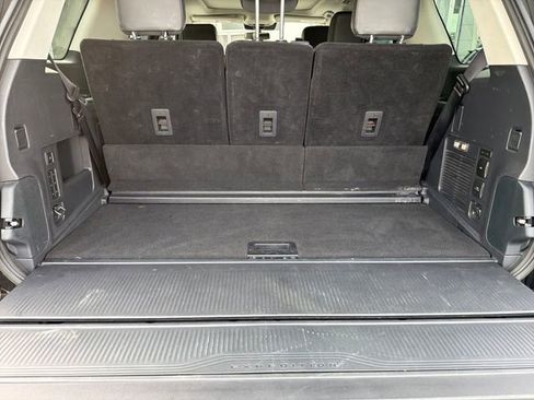 Used 2025 Ford Expedition Platinum AWD/4WD image 61