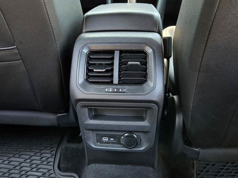 Used 2024 Volkswagen Tiguan SE R-Line FWD image 57