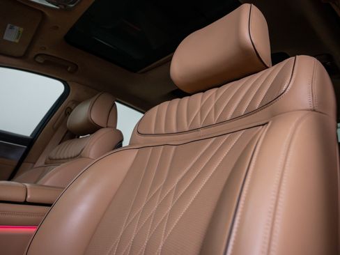 Used 2023 Genesis G90 3.5T image 20